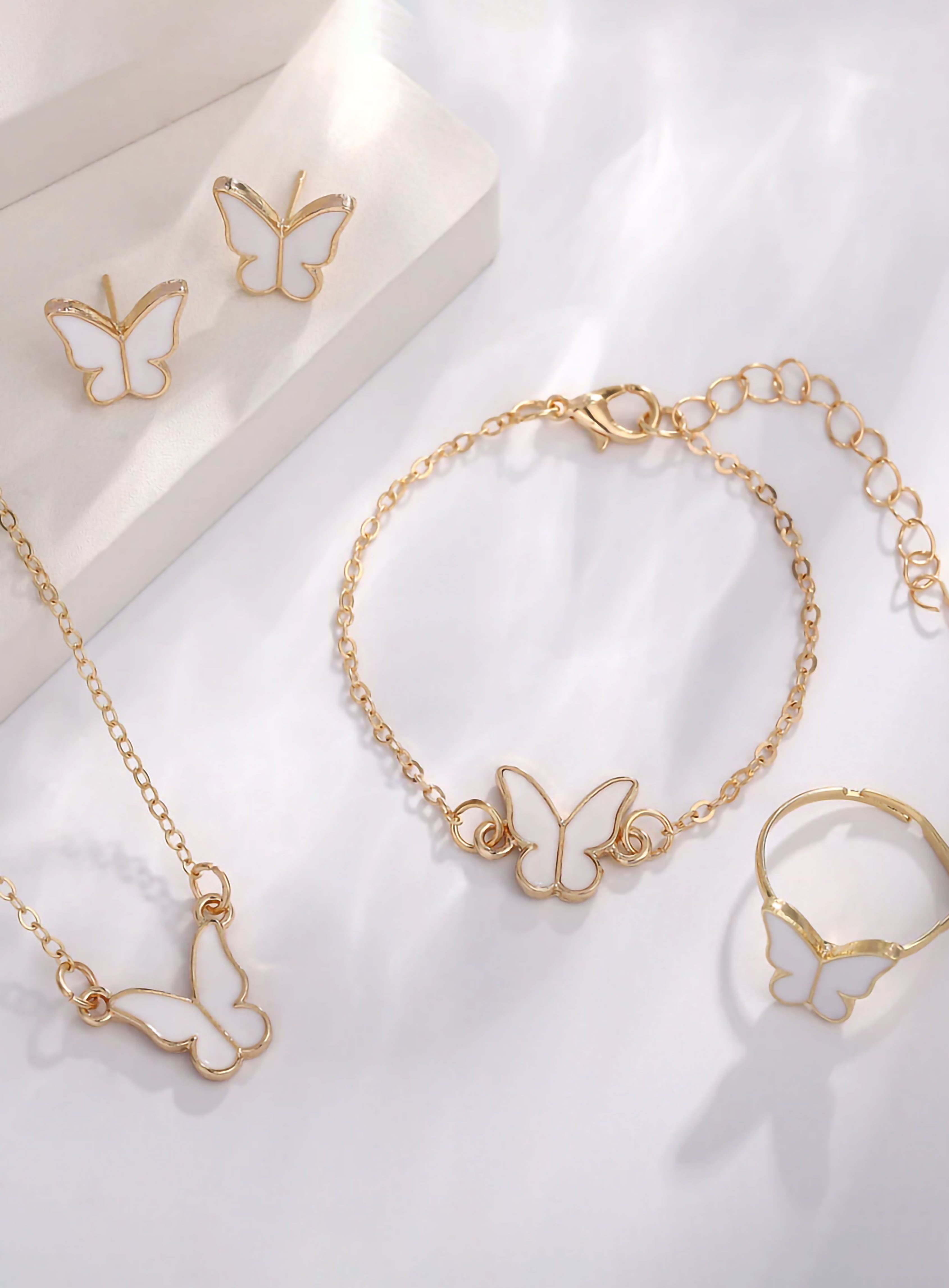 best jewellery product photography by photoadda studio